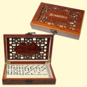 Domino i en ask  20x12x4cm
